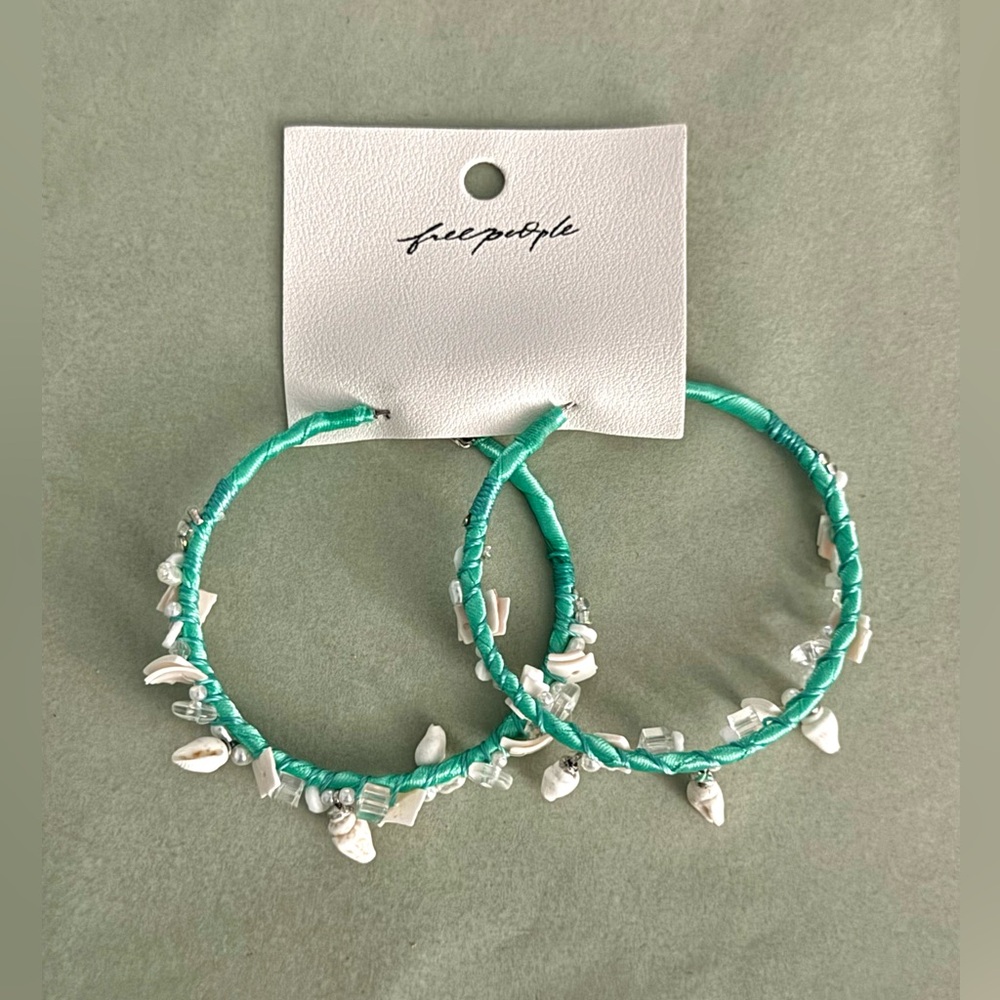 Free People Nostalgia Hoops